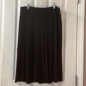 Black, Gaucho-Style Flare Capris